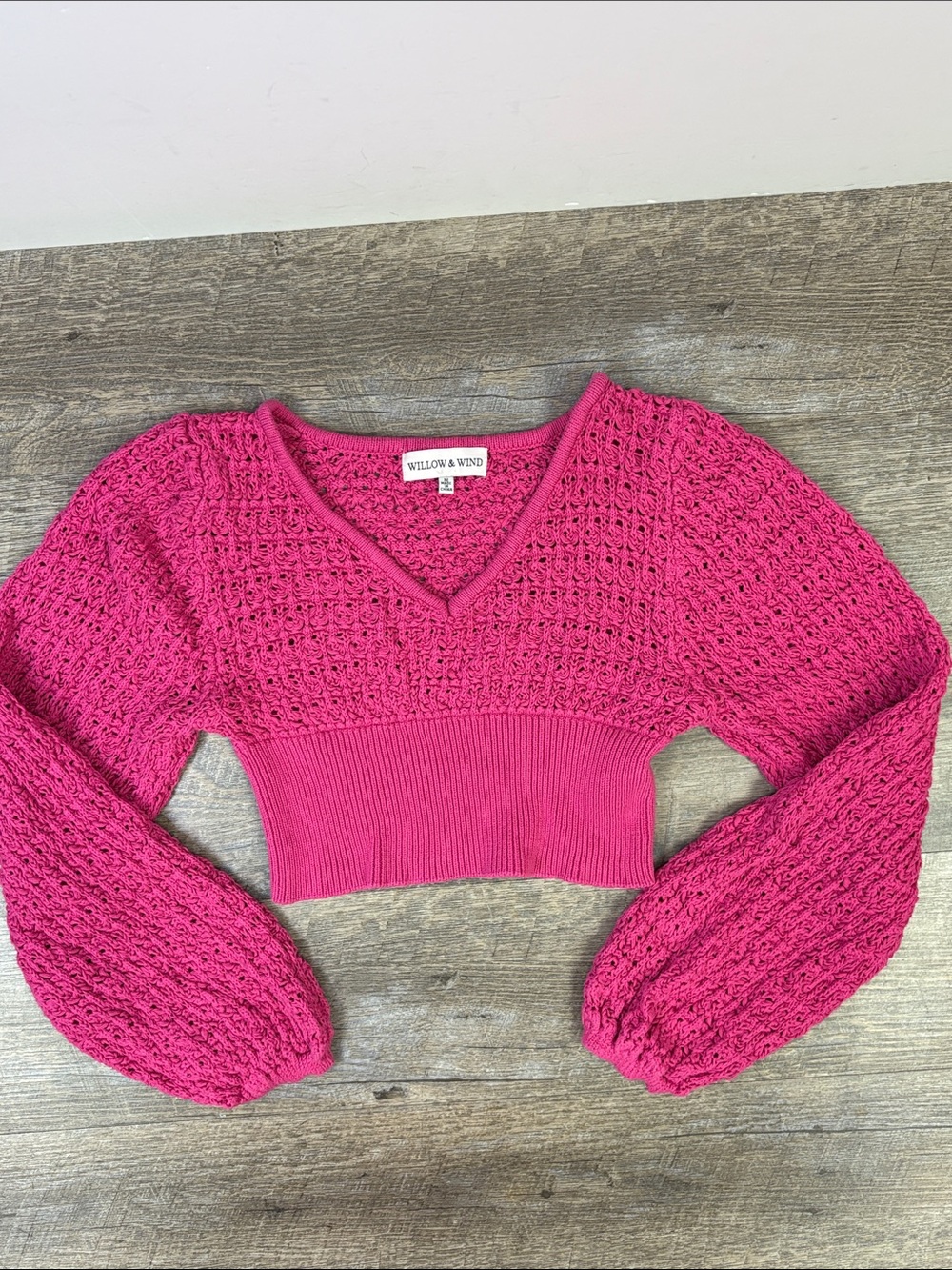 Willow & Wind Pink Open Knit Cropped Balloon Sleeve Sweater Size M